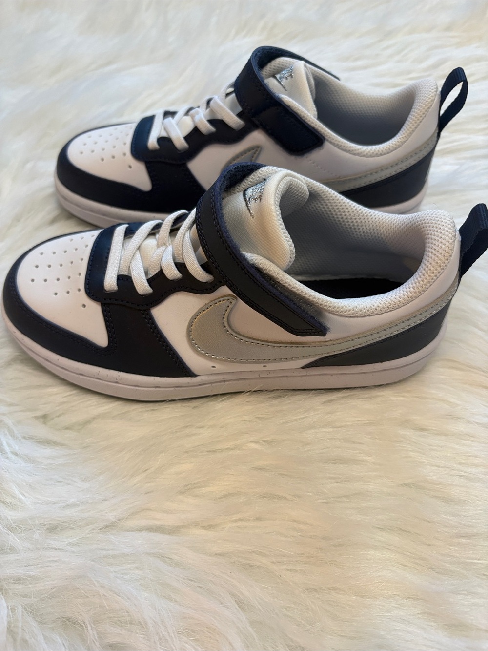 Nike Court Borough Low Recraft (PS) sneakers in White/Metallic Silver/Platinum T